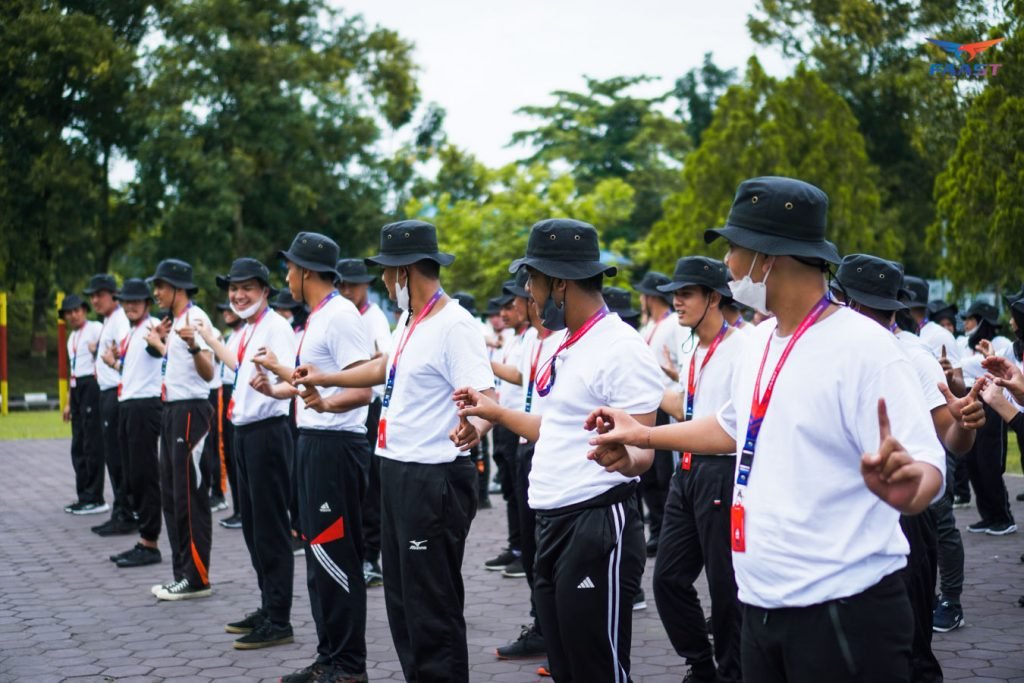 Siswa FAAST Penerbangan mengikuti Pekan Disiplin dan Kepemimpinan