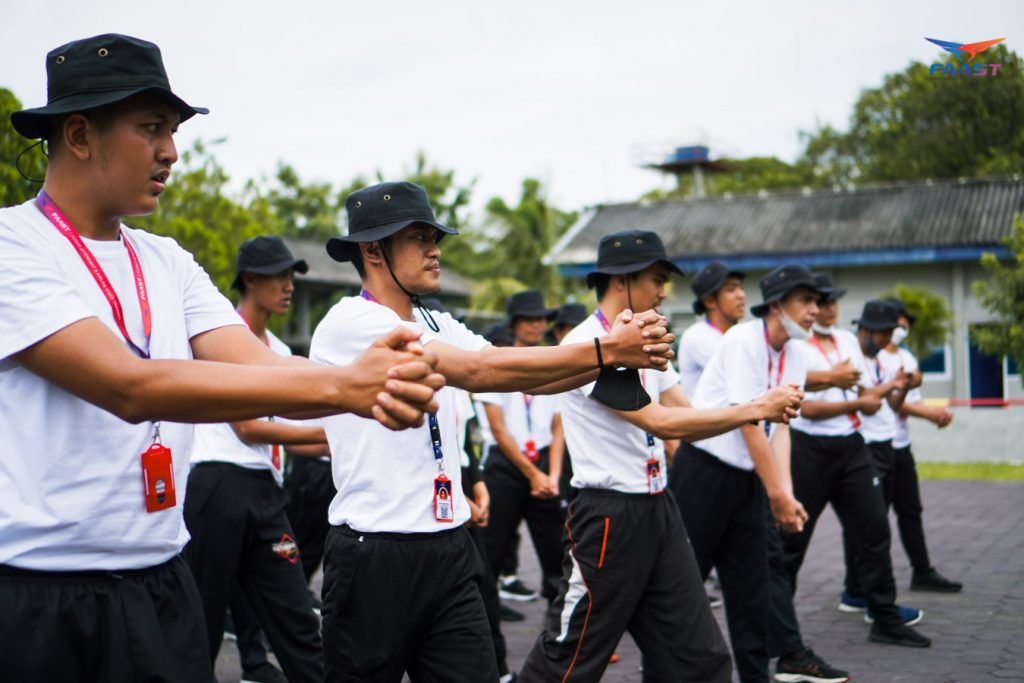 Siswa FAAST Penerbangan mengikuti Pekan Disiplin dan Kepemimpinan